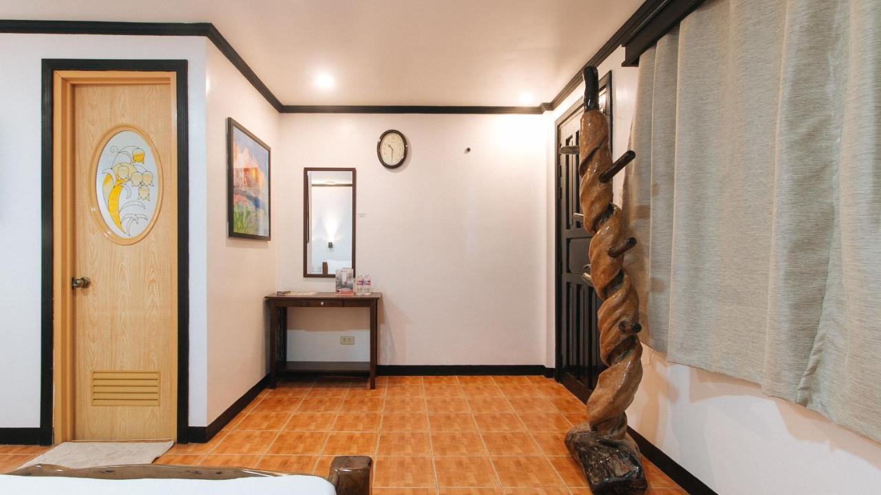 Reddoorz At La Sefa Hotel And Resort Atimonan Exterior photo